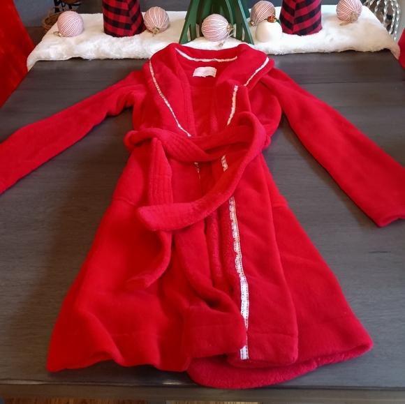 Victoria Secret red Fleece Robe with White Trim. Like new. XS - Picture 1 of 2